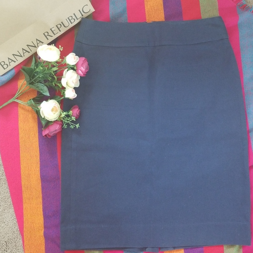 Pencil skirt